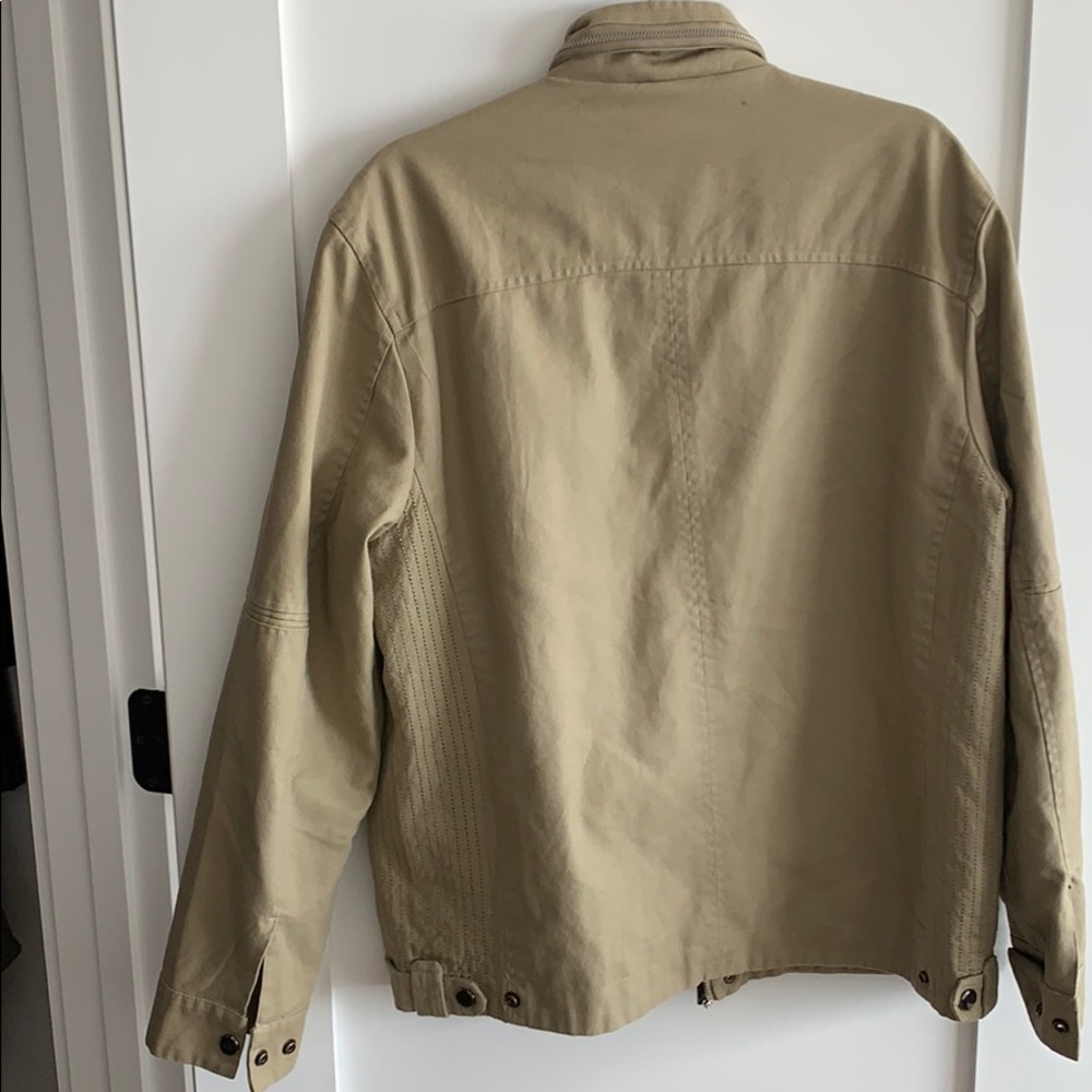 Jacket - Picture 4 of 5